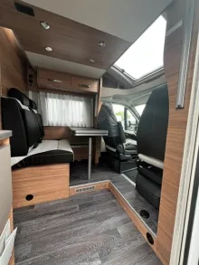 Fahrzeugbild Weinsberg CaraSuite EDITION SPICY 650 MEG #5
