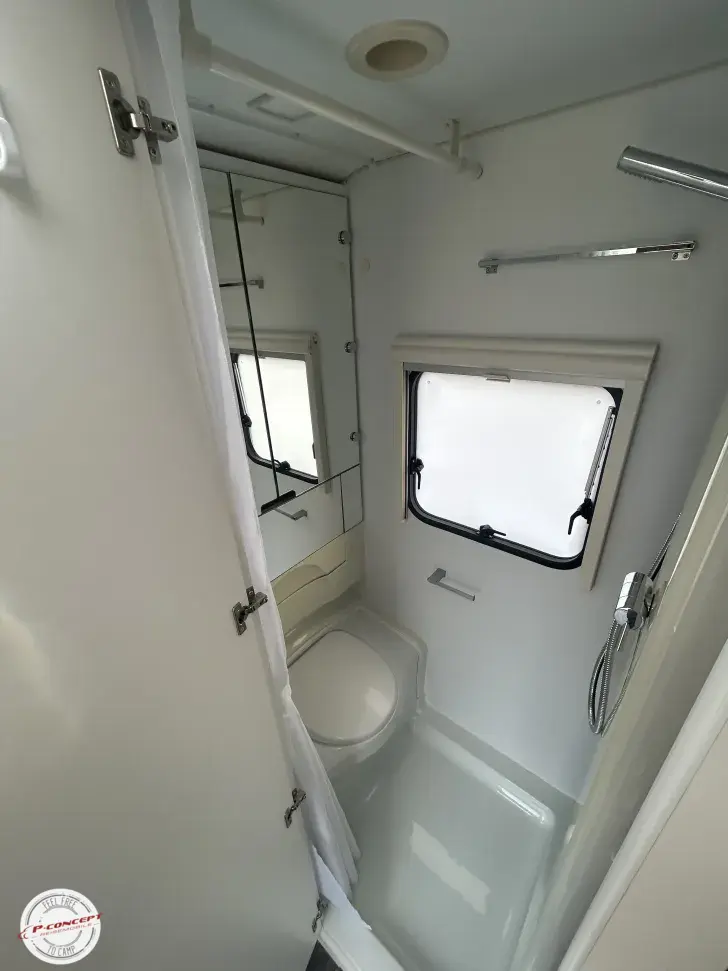 Fahrzeugbild Adria Altea 4 four 362 LH Mover Sackmarkise #12