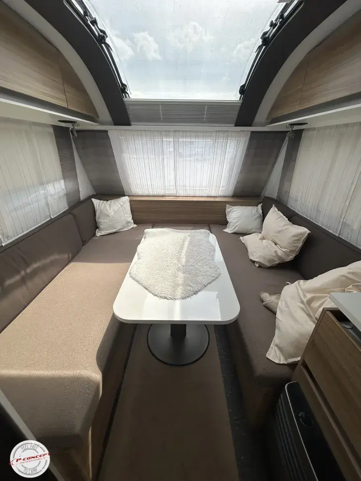 Fahrzeugbild Adria Altea 4 four 362 LH Mover Sackmarkise #10