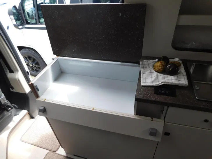 Fahrzeugbild Bürstner Papillon PC 6.0 Radio+Kamera, Markise, Küchenpkt #15