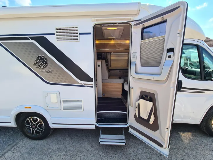 Fahrzeugbild Knaus Sky Ti PLATINUM SELECTION 700 MEG *Care-Drive* #15