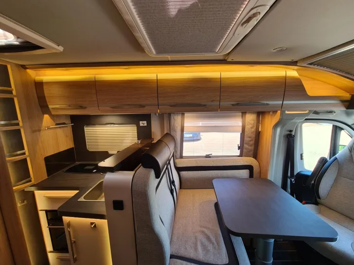 Fahrzeugbild Knaus Sky Ti PLATINUM SELECTION 700 MEG *Care-Drive* #17