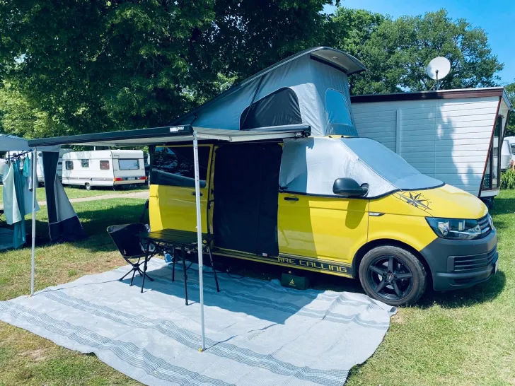 Fahrzeugbild VW Custom Bus Gut gepflegtes Schätzle #1