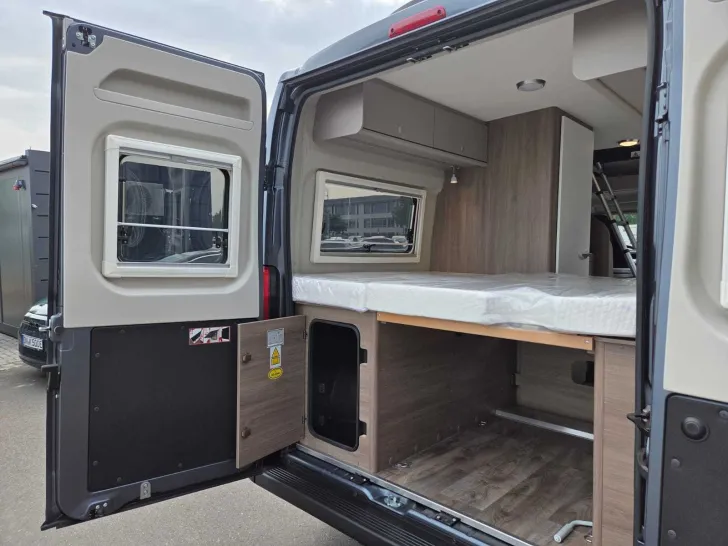 Fahrzeugbild Carado Camper Van CV 600 pro AT9G+Ausstelldach+Kamera #6