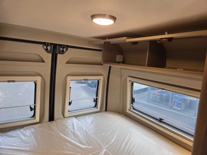 Fahrzeugbild Carado Camper Van CV 600 pro AT9G+Ausstelldach+Kamera #16