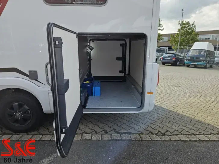 Fahrzeugbild Bürstner Elegance I 920 G #2