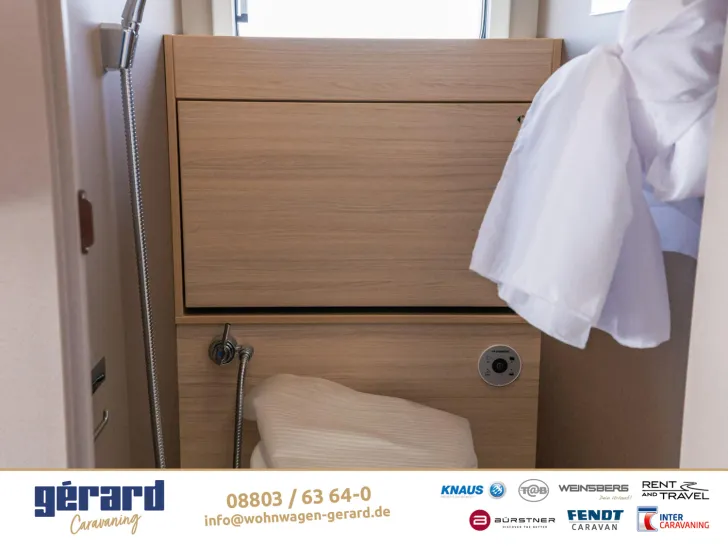 Fahrzeugbild Weinsberg CaraCito 470 QDK Ambiente, Duschpaket #15