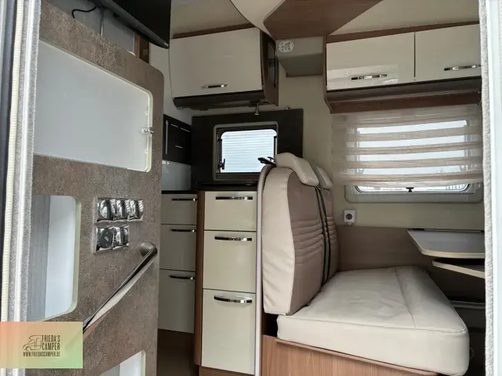 Fahrzeugbild Bürstner Lyseo TD Harmony Line 690 G Top Ausstattung #13