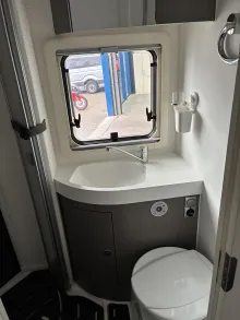 Fahrzeugbild Wingamm Oasi 610 GL Carbon, Solar, Thitronik, Aquatec #11
