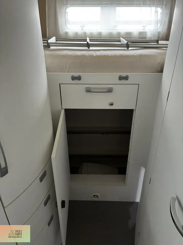 Fahrzeugbild Wingamm Oasi 610 GL Carbon, Solar, Thitronik, Aquatec #16