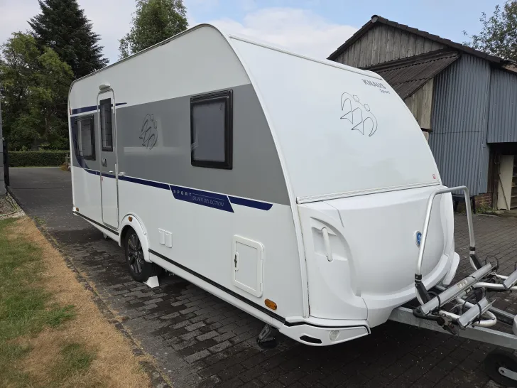 Fahrzeugbild Knaus Sport 450 FU Silver Selection gepflegt #3