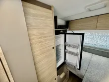Fahrzeugbild NEXT 381 NEU 1.300 kg mit Etagenbetten! #11