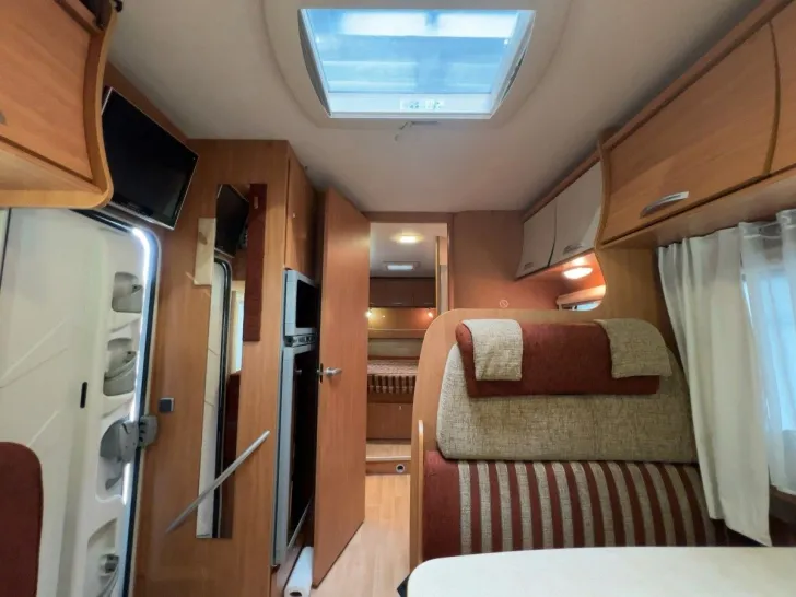 Fahrzeugbild Challenger Genesis 59/Queensbett/Klima/Solar/Markise/2.Hand #11