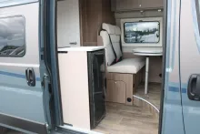 Fahrzeugbild Carado Camper Van CVE 600 19"TV+Combi4+RFK+MFL+LM #6