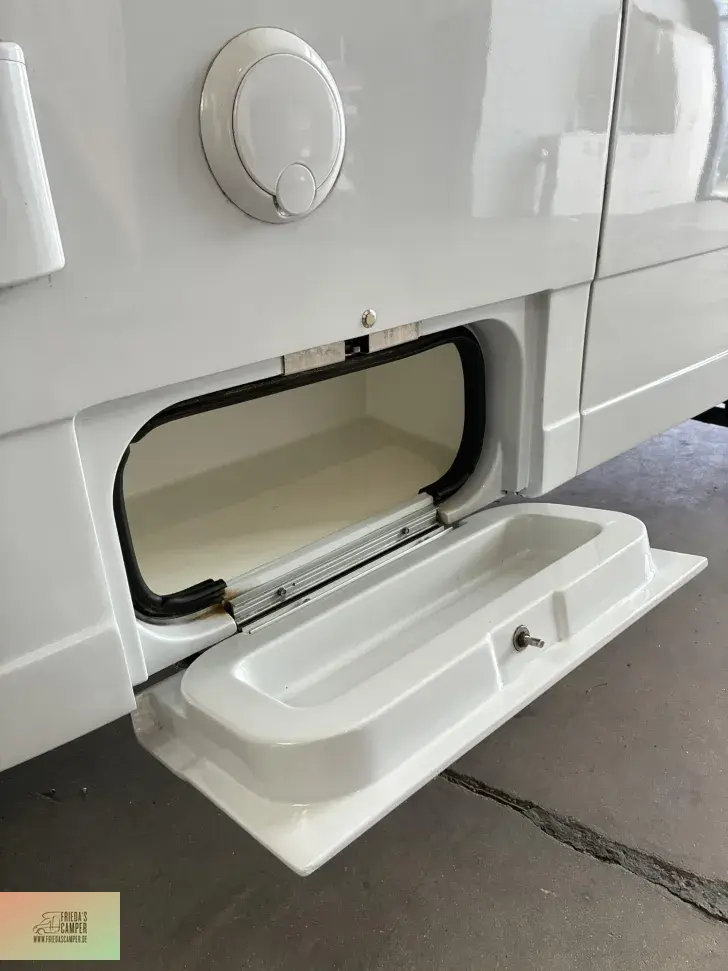 Fahrzeugbild Wingamm Oasi 610 GL GFK, Solar, Thitronik, Aquatec #27