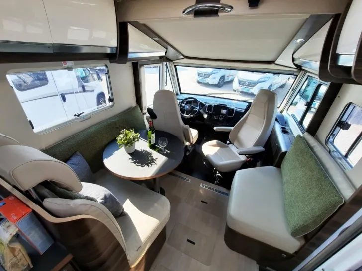 Fahrzeugbild Laika Ecovip H 4109 #10