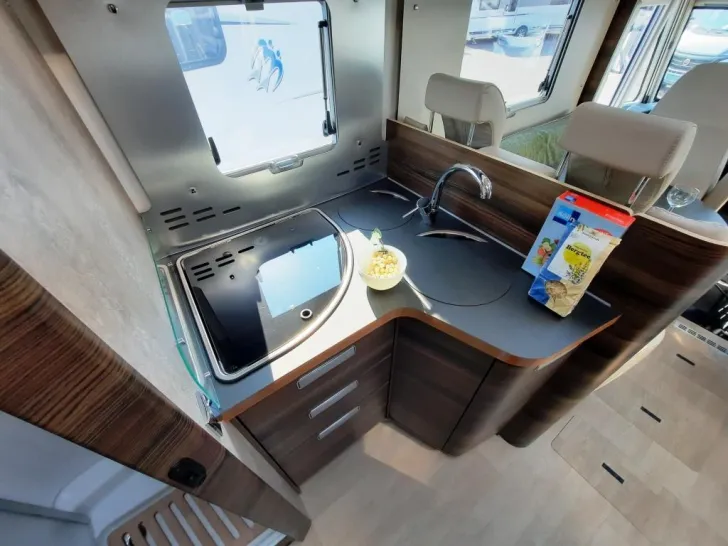 Fahrzeugbild Laika Ecovip H 4109 #14