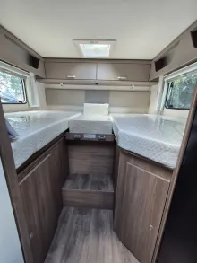Fahrzeugbild Carado T328  *Bettumbau*Hubbett*Automatik* #26