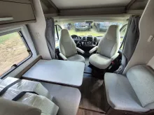 Fahrzeugbild Carado T328  *Bettumbau*Hubbett*Automatik* #35