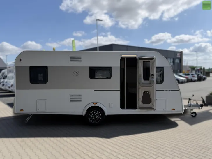 Fahrzeugbild Knaus Sport 500 KD Etagenbett 1800kg DuscheMonoControl #7