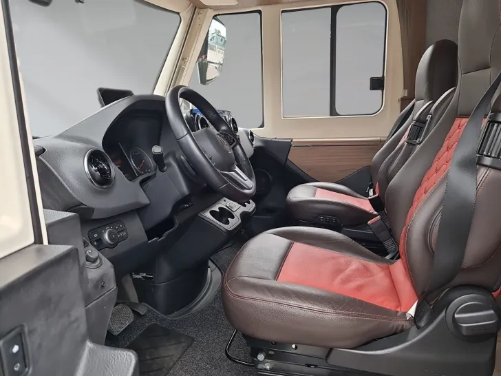 Fahrzeugbild Hymer B-Klasse ML I 880 el.Hubstützen,Leder,Autarkie #6