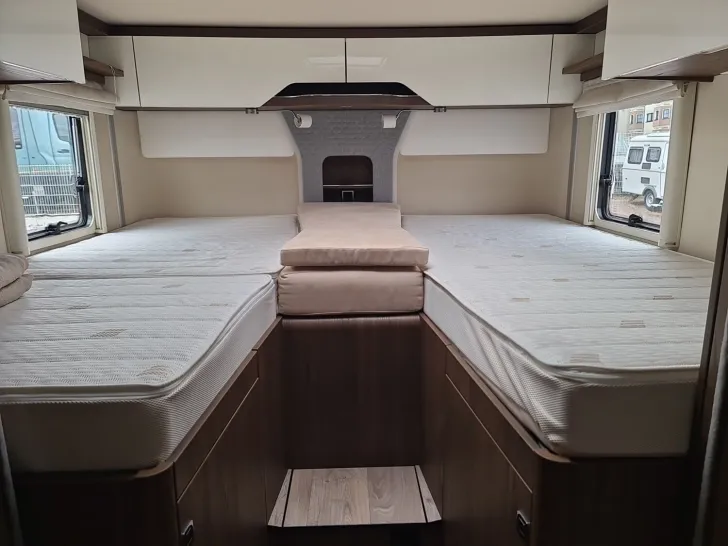 Fahrzeugbild Hymer B-Klasse ML I 880 el.Hubstützen,Leder,Autarkie #17