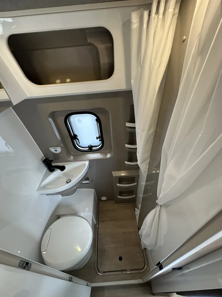 Fahrzeugbild Hobby ONTOUR Van 640 ET First Edition Automatikgetriebe , Top Preis #18