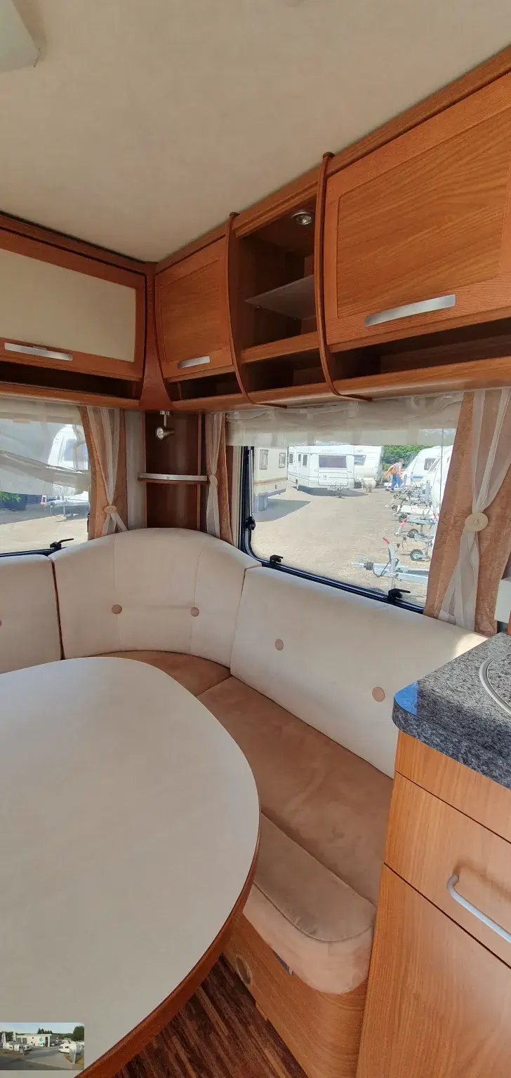 Fahrzeugbild Hymer Eriba Nova SL 530 Nr. 49 - Einzelb., RSG #10