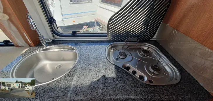 Fahrzeugbild Hymer Eriba Nova SL 530 Nr. 49 - Einzelb., RSG #12