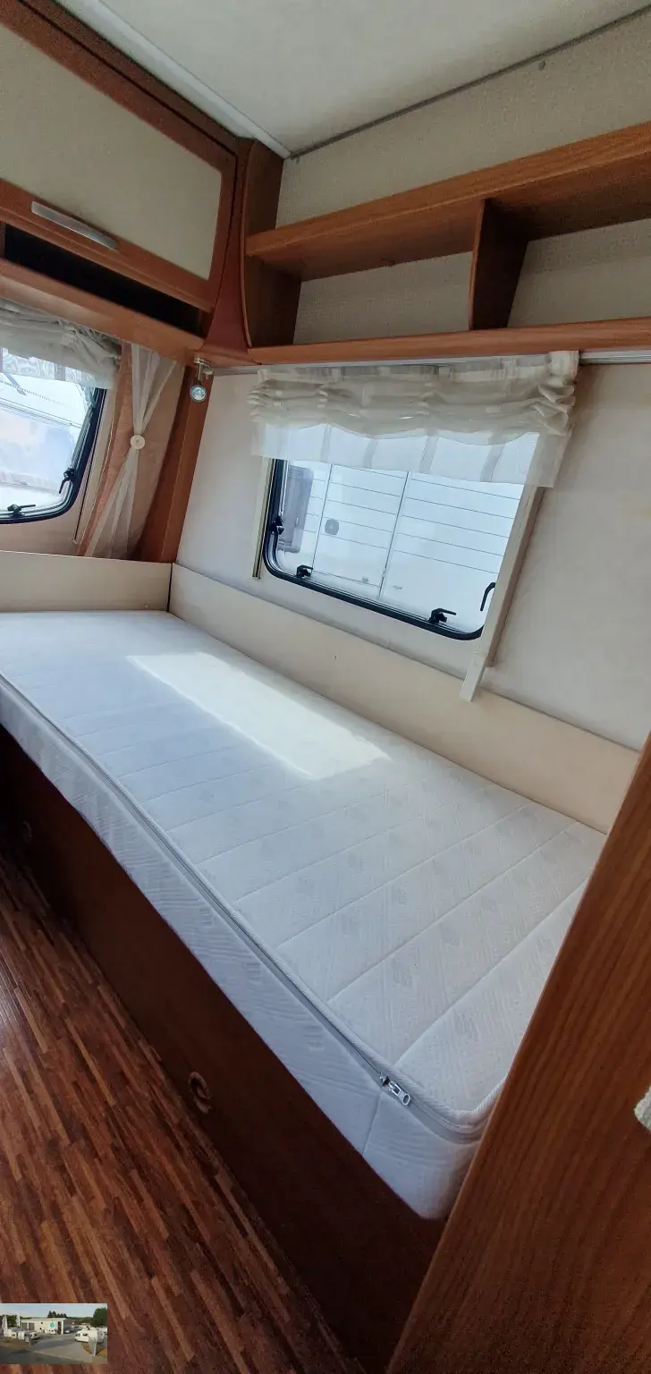 Fahrzeugbild Hymer Eriba Nova SL 530 Nr. 49 - Einzelb., RSG #20