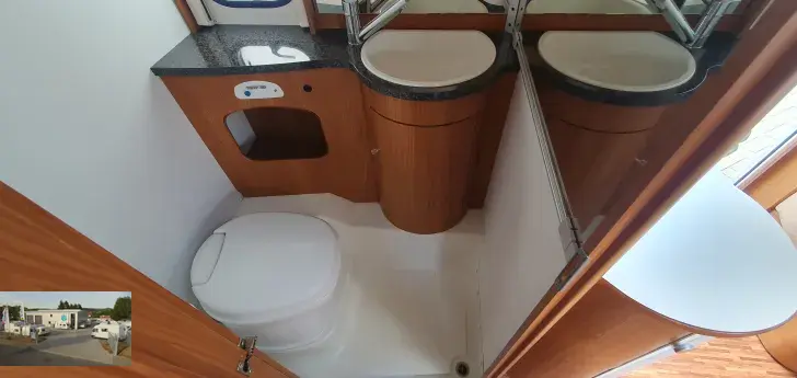 Fahrzeugbild Hymer Eriba Nova SL 530 Nr. 49 - Einzelb., RSG #24