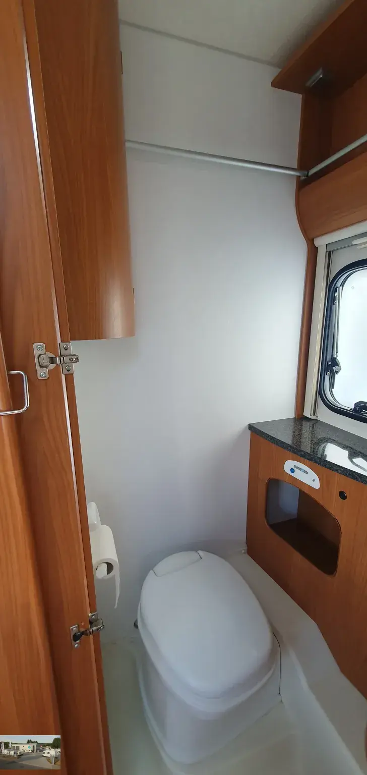 Fahrzeugbild Hymer Eriba Nova SL 530 Nr. 49 - Einzelb., RSG #26