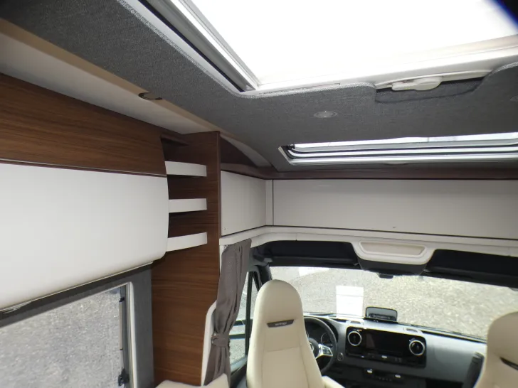Fahrzeugbild Carthago chic c-line T 4.9 LE Leder Alde Wechselrichter #19