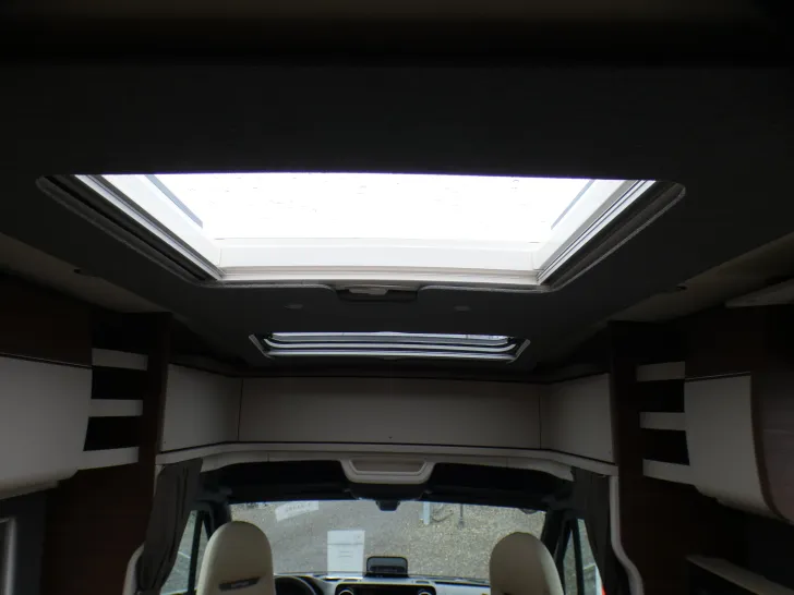 Fahrzeugbild Carthago chic c-line T 4.9 LE Leder Alde Wechselrichter #31
