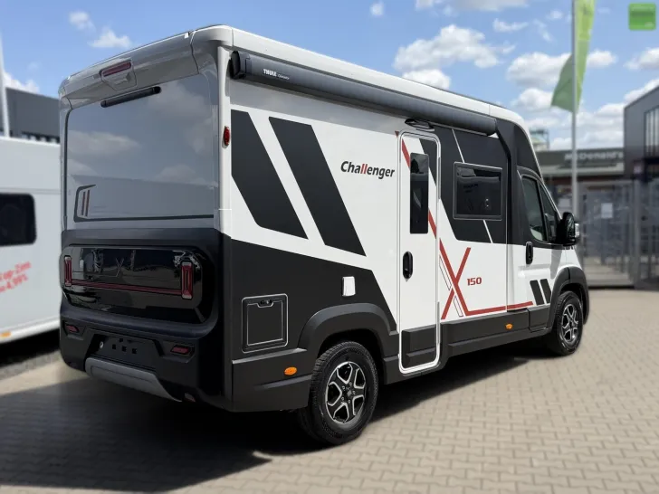Fahrzeugbild Challenger X Open Edition X150 Jetzt 12.305 Euro sparen! #4