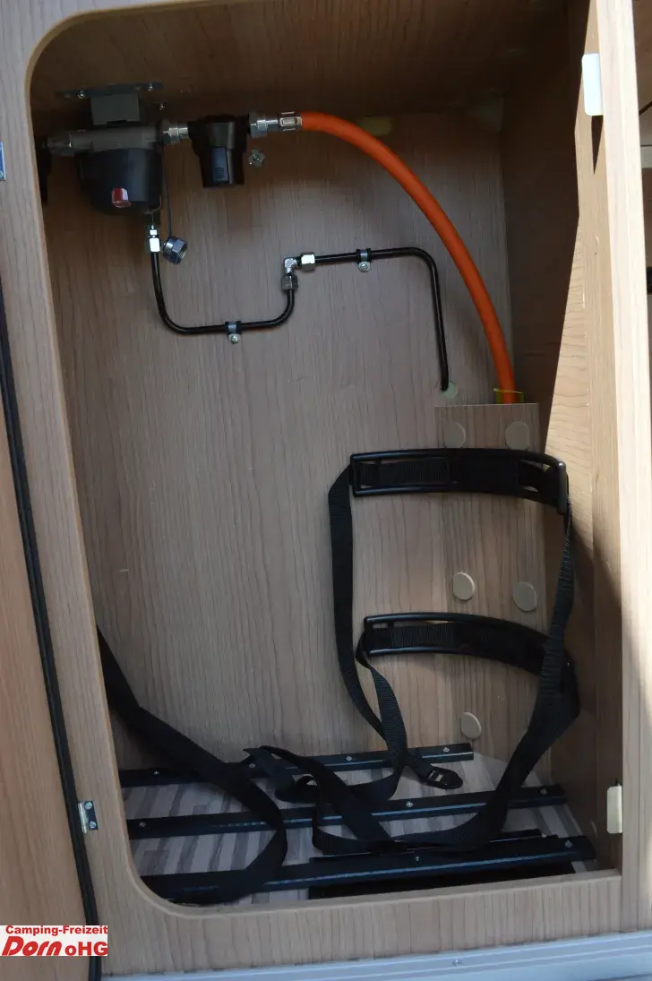 Fahrzeugbild Malibu Van First Class - Two Rooms 640 LE RB #8