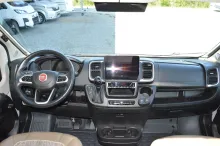Fahrzeugbild Malibu Van First Class - Two Rooms 640 LE RB #16