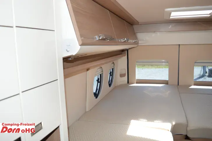 Fahrzeugbild Malibu Van First Class - Two Rooms 640 LE RB #24