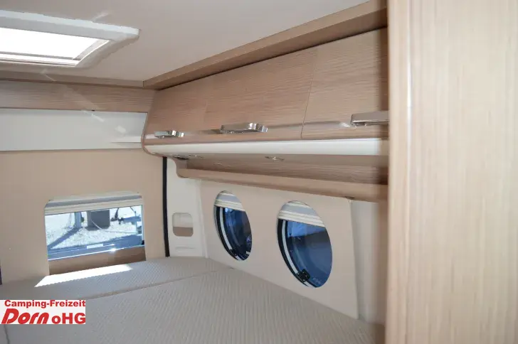 Fahrzeugbild Malibu Van First Class - Two Rooms 640 LE RB #25