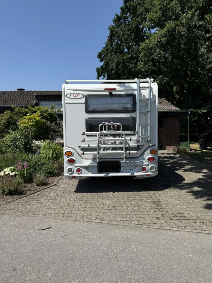 Fahrzeugbild LMC Breezer A 664 G #3