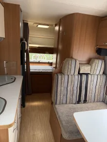 Fahrzeugbild LMC Breezer A 664 G #8