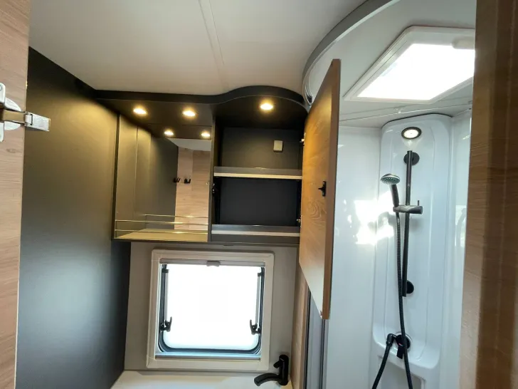 Fahrzeugbild Knaus L!VE WAVE 700 MEG PLATINUM SEL. MJ2026 #41