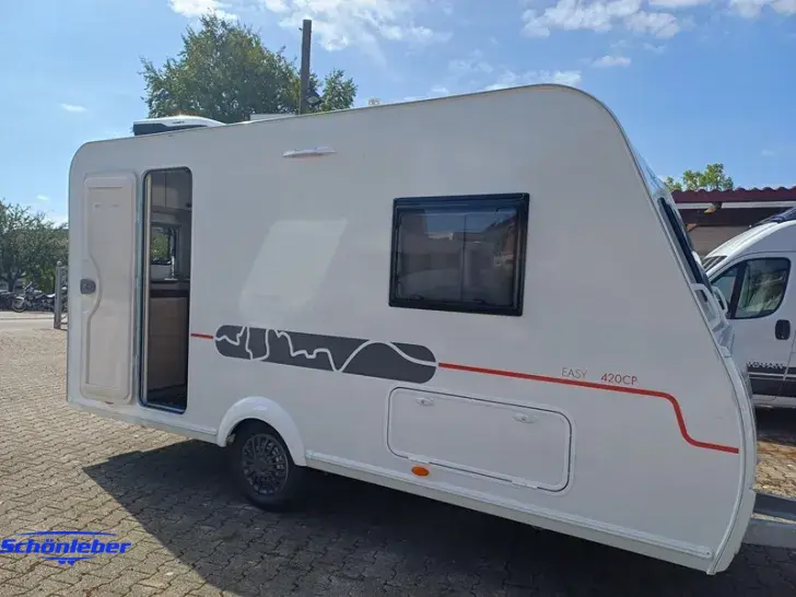 Fahrzeugbild Sterckeman Easy 420CP #1
