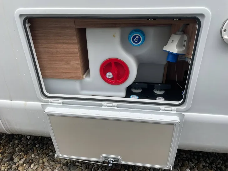 Fahrzeugbild Weinsberg CaraCompact 600 MEG ED. [PEPPER] MJ2026 #48