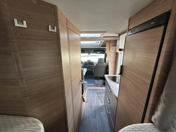 Fahrzeugbild Weinsberg CaraCompact MB EDITION PEPPER 640 MEG #11