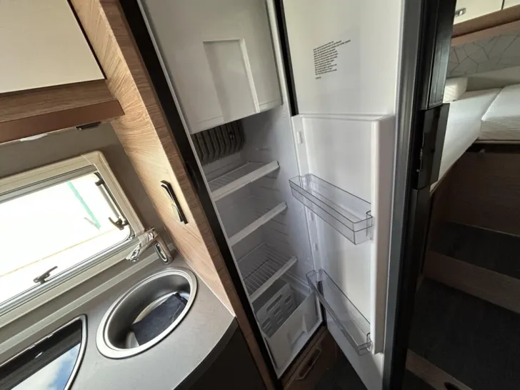 Fahrzeugbild Weinsberg CaraCompact MB EDITION PEPPER 640 MEG #12