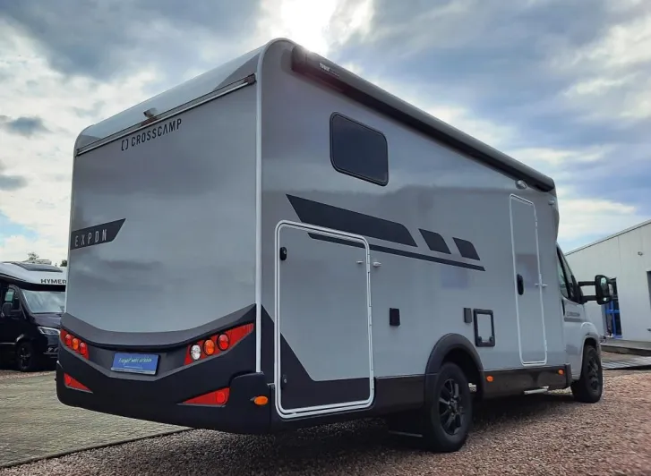 Fahrzeugbild Crosscamp EXPDN 7.4 E Verfüg./Sparen Sie 2.498,- € #3
