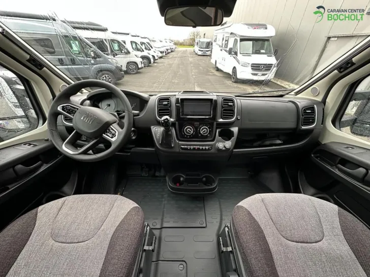 Fahrzeugbild Knaus LIVE WAVE 650 MEG PLATINUM SELECTION Adaptiver Tempomat / Lithium / Markise #17
