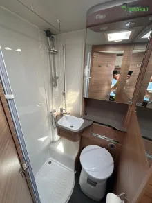 Fahrzeugbild Weinsberg CaraCompact MB 640 MEG EDITION PEPPER Distronic / Rahmenfenster / MBUX #4