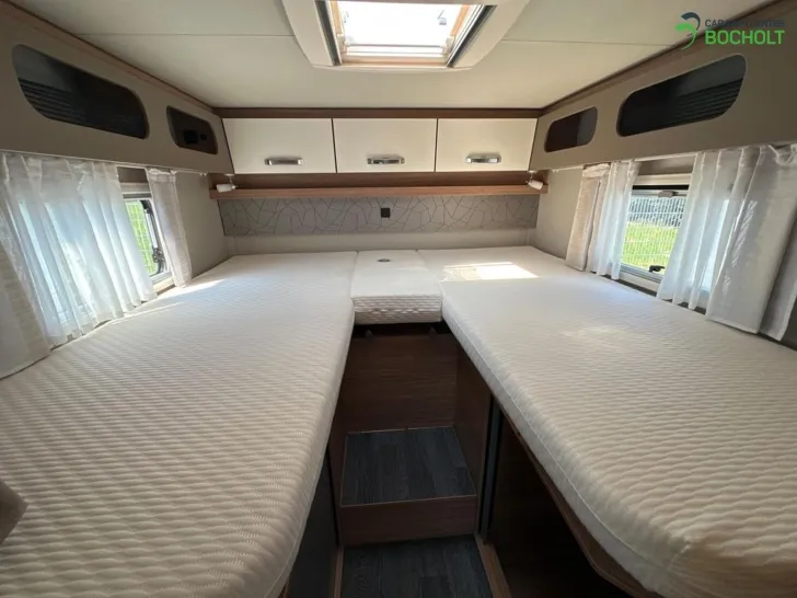 Fahrzeugbild Weinsberg CaraCompact MB 640 MEG EDITION PEPPER Distronic / Rahmenfenster / MBUX #13
